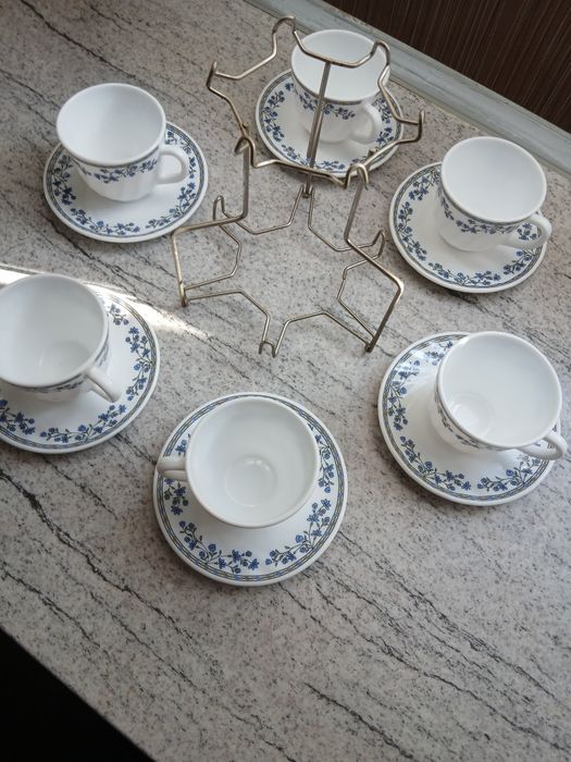 Set cafea 12 piese din portelan plus suport pastrare, toate fiind noi