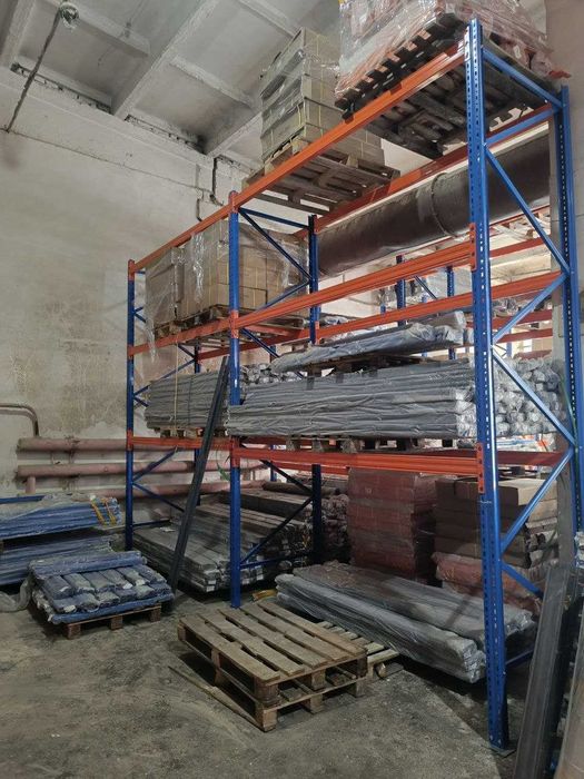 Стеллажи для бизнеса и дома