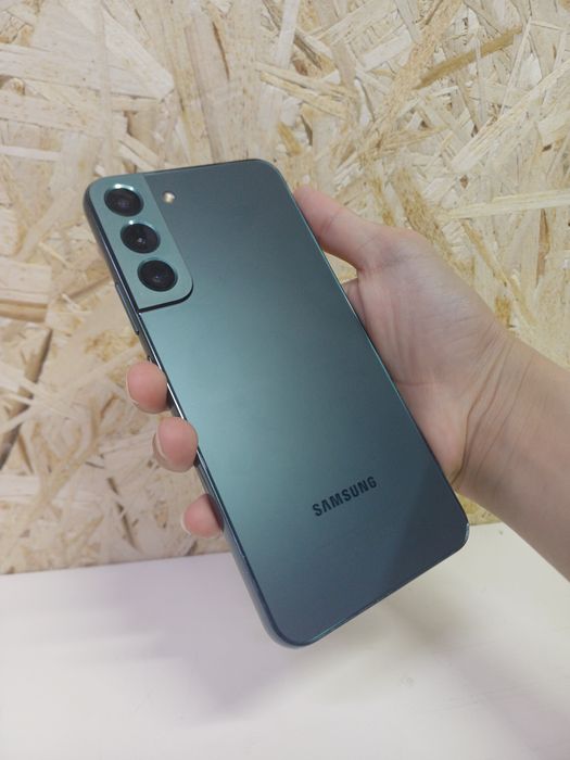 Samsung S22 plus 128/8Gb Обмен бар