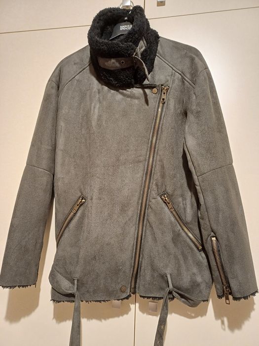 Яке и кожухчета +подарък шал