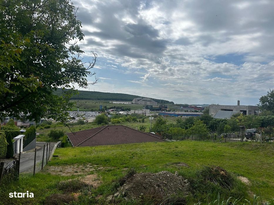 Teren Corunca 603 mp, str.Liliacului deține proiect și autorizații