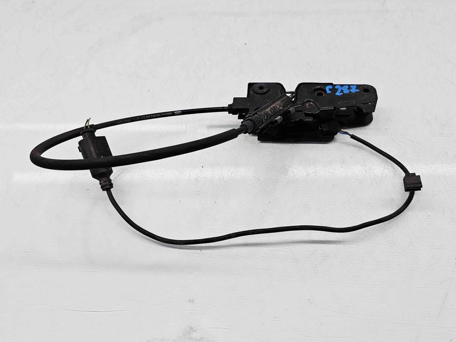 Broasca capota Audi A4 (8K2, B8.5) Facelift [Fabr 2008-2015] 8K0823509