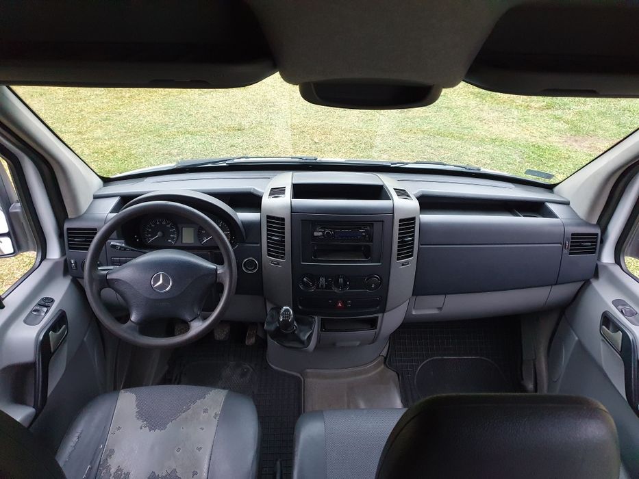 Mercedes-Benz Sprinter 311 CDI 7 Locuri