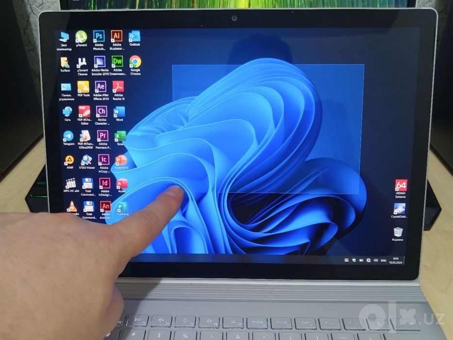 Microsoft Surface Book 2
