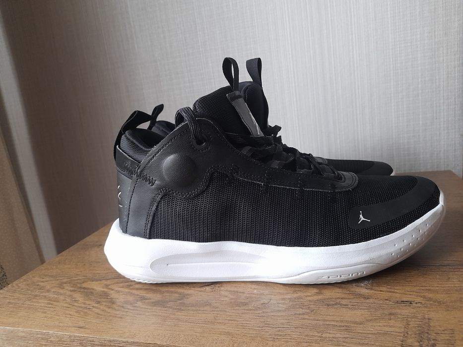 Jordan кецове 45 номер.