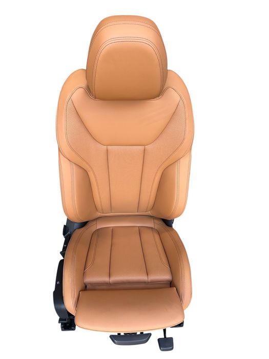 Bmw X3 G01 LCI Кожен салон KHRI Sensatec perforiert/cognac