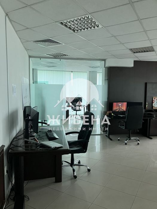 Продава се Офис в Варна, ХЕИ - 160 кв.м за 2391 €/кв.м - Снимка #7