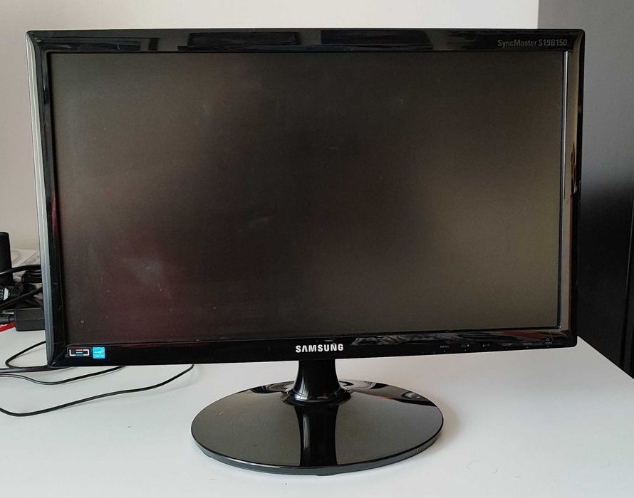Monitor LED Samsung 19" LS19B150NS