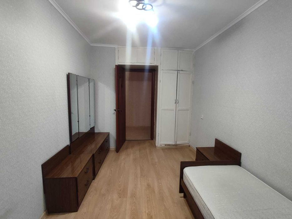 продам 3 комнатную квартиру