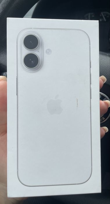 Iphone 17 white