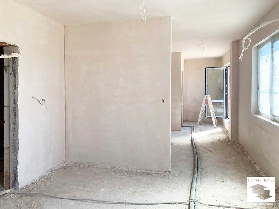 104959 Южно студио в новострояща се сграда в кв. Бузлуджа, В. Търново