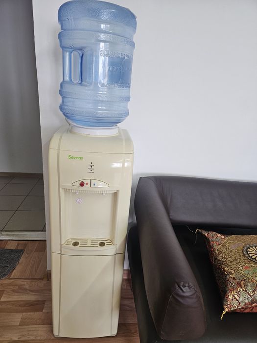 Диспенсер для воды