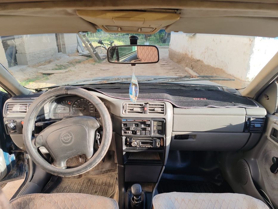 Сатылымда Opel vectra B 1.8
