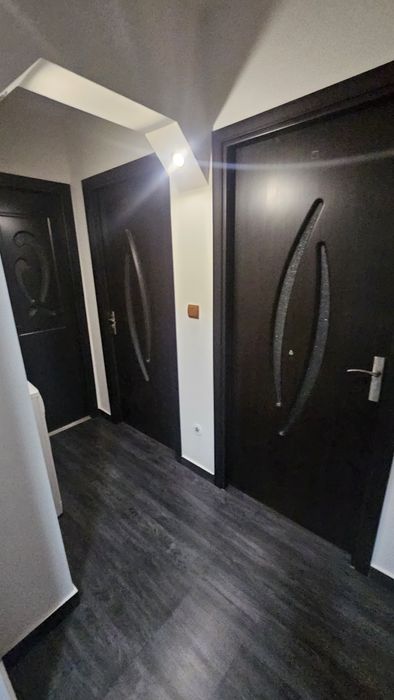 Vând apartament 3 camere/Mobilat