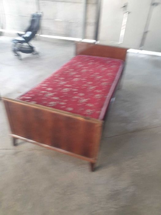 Продам кровать б/у