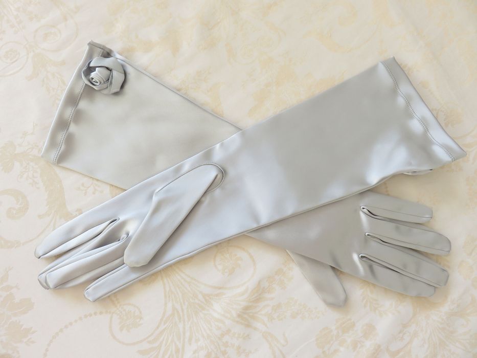 Сатенени ръкавици Armani Collezioni, нови