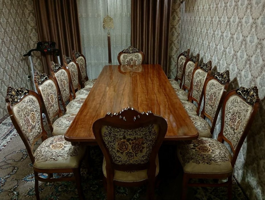 Стол стул сотилади