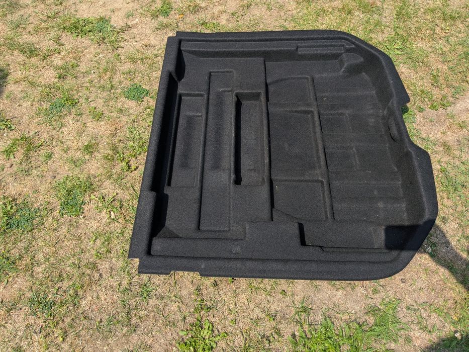 Vand mocheta portbagaj volvo v60