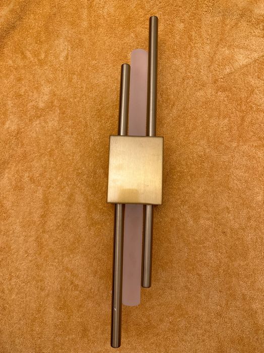 Настенный светильник бра