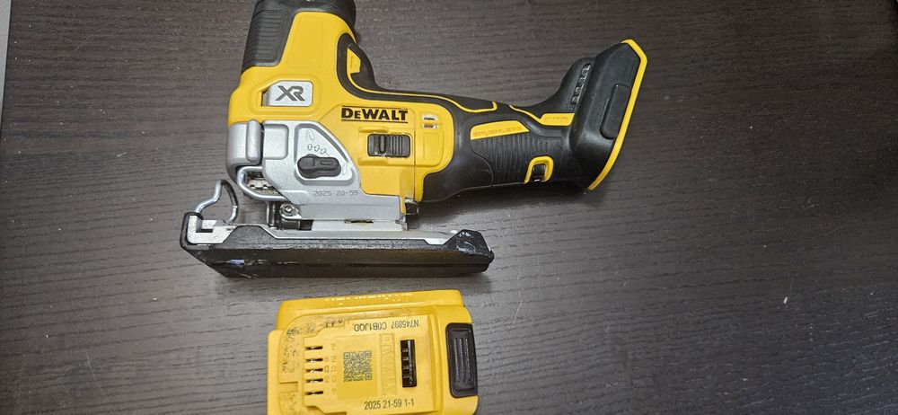 Soricel/decupir Dewalt DCS 335