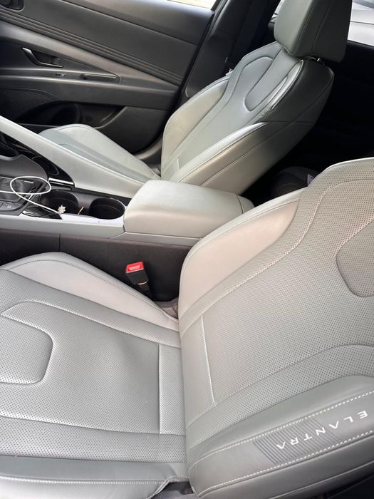 Продам Hyundai Elantra 2024 года