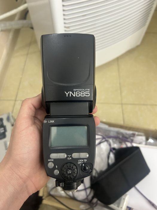 вспышка Yongnuo YN685 Speedlite