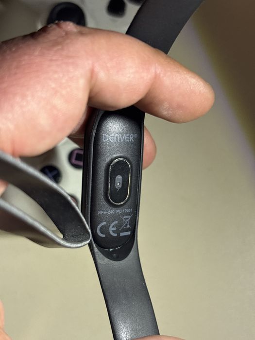 Smart часовник й гривна