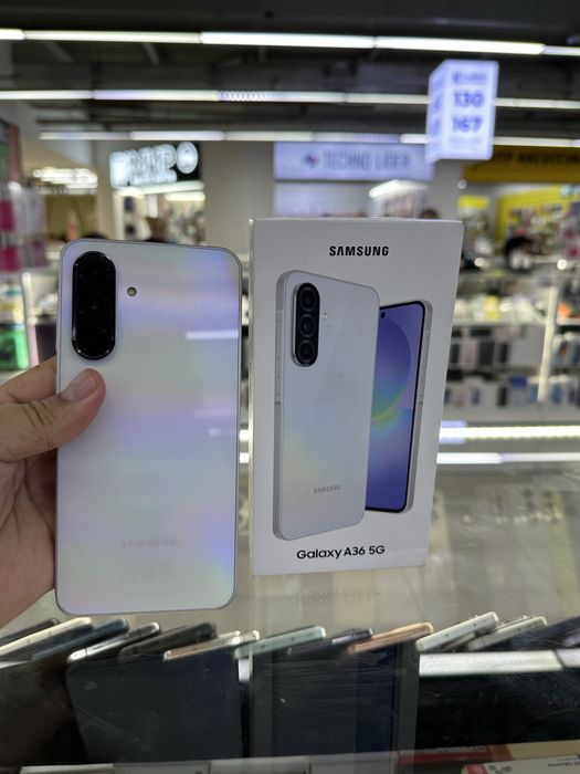 Samsung A36 5G.  8/256