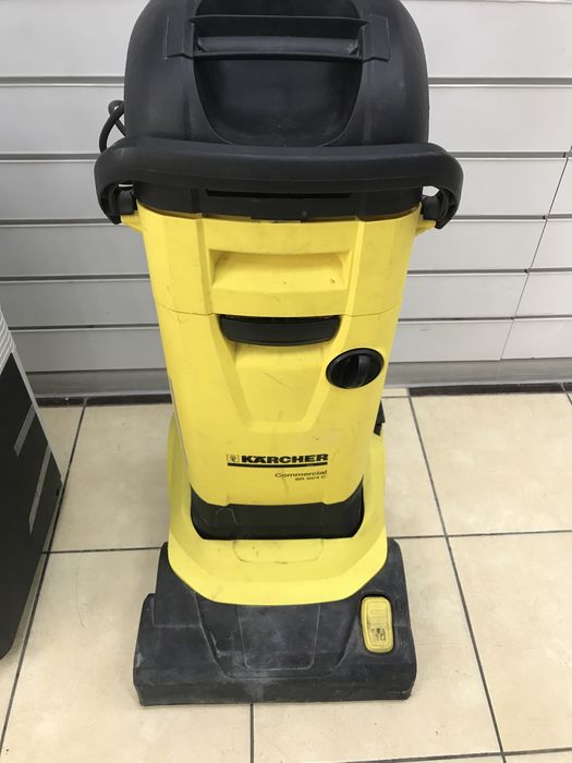 Моящий пылесос Karcher BN 30/4c (osp14)