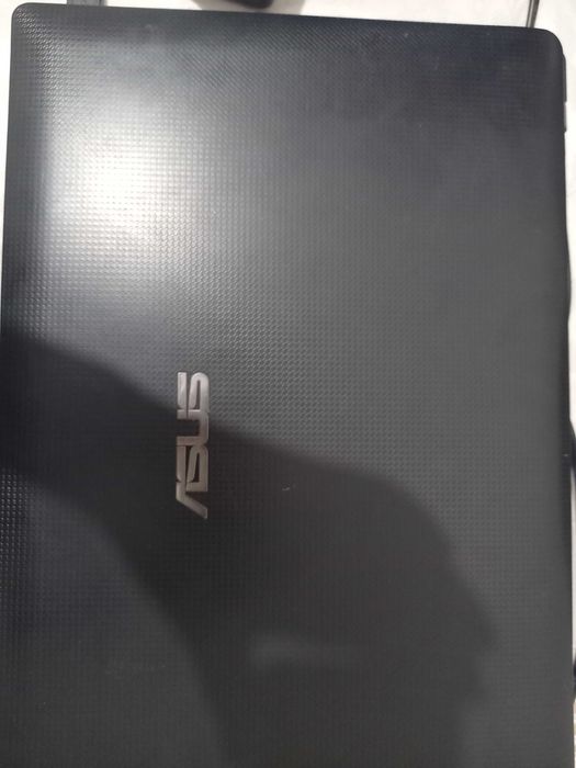 Asus X54H notebook 2011 xolati yaxshi ishlaydi aniq oladiganlar qilsin