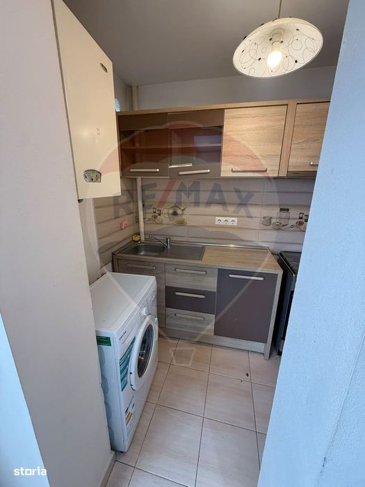 DE INCHIRIAT apartament cu o camera in blocul cu avocati