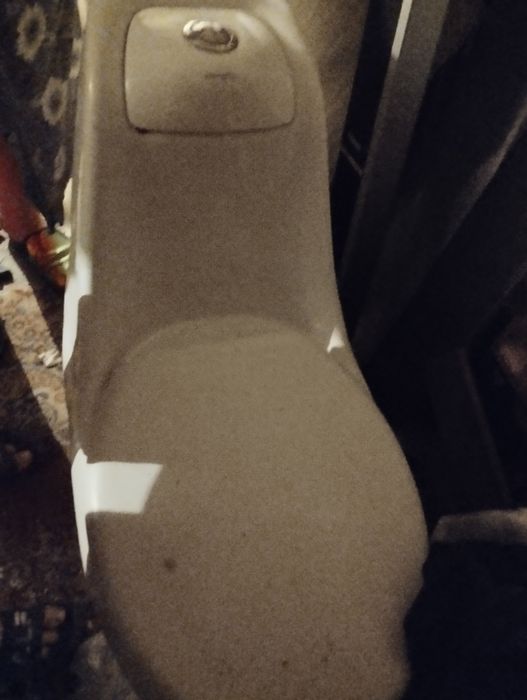 Унитаз и раковины