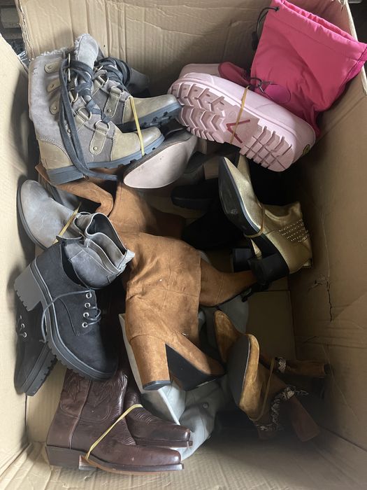 МИКС кашон НОВИ боти и ботуши на познати марки