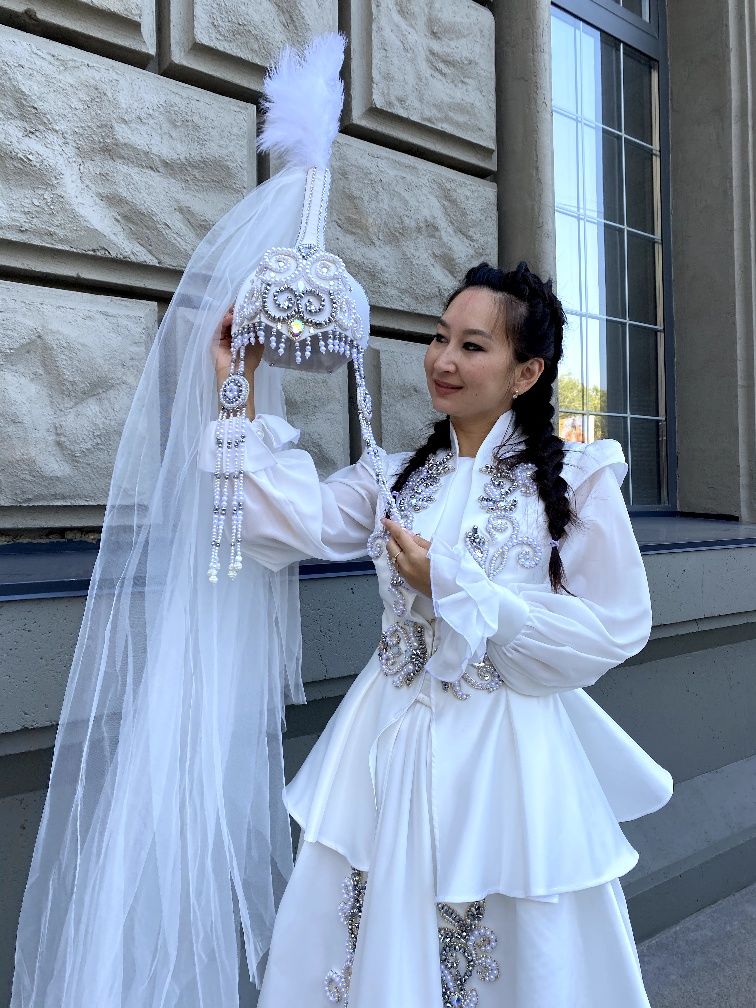 Тема: Женские головные уборы казахского национального костюма | Авторская платформа malino-v.ru