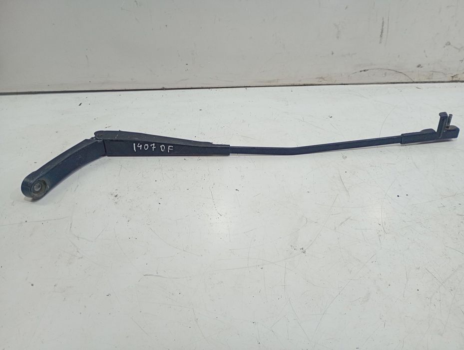 Brat stergator parbriz dreapta 5m0955410a Volkswagen Golf Plus 1 (2004 - 2009) 1.4 tsi BMY
