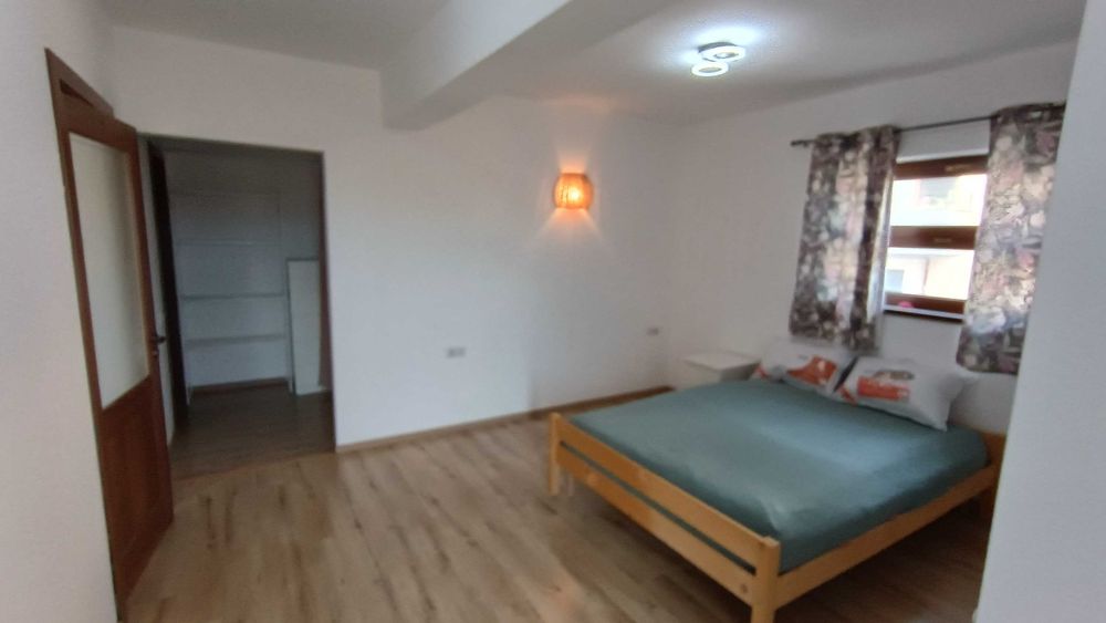 inchiriez apartament OpenSpace 3 camere
