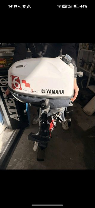 Надуваема лодка Suzumar със двигател  ямаха
