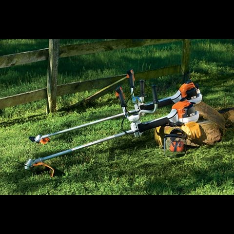 Tai iarba cu trimmer!