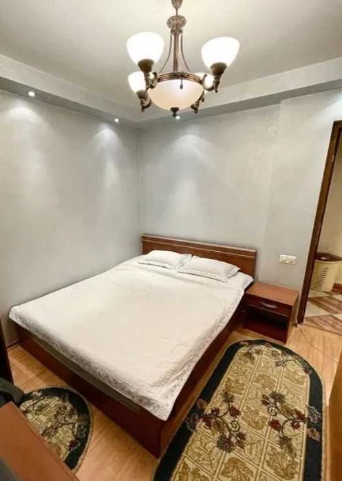 Дава се под наем Тристаен апартамент в Пловдив, Център - 90 кв.м за 346.8 € - Снимка #4