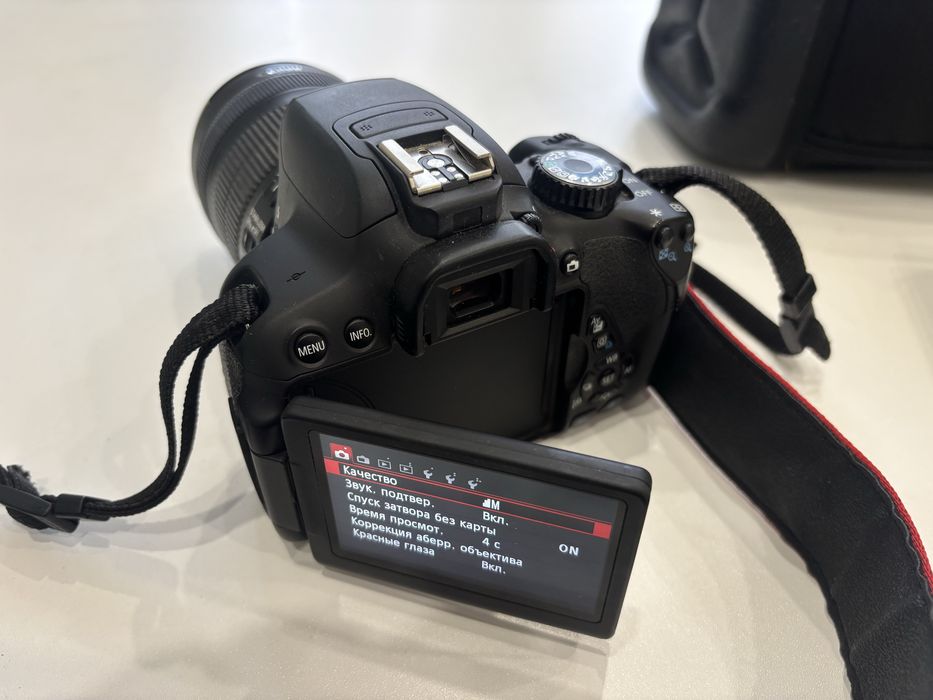 Продам камеру Canon 650D