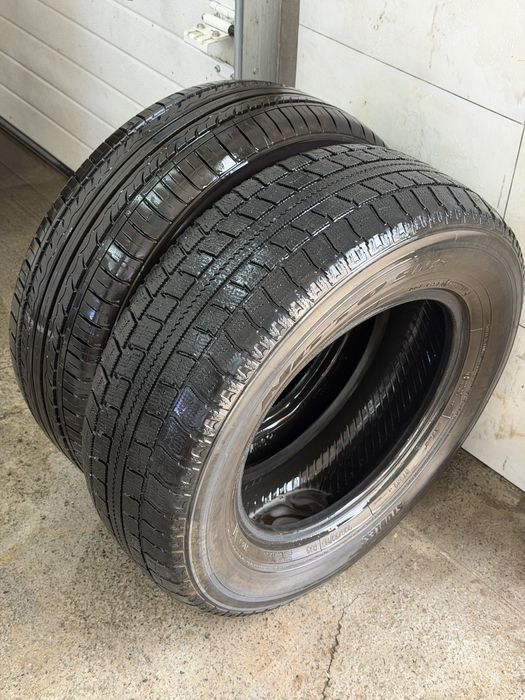 215/65/15 Kumho пара летние шины