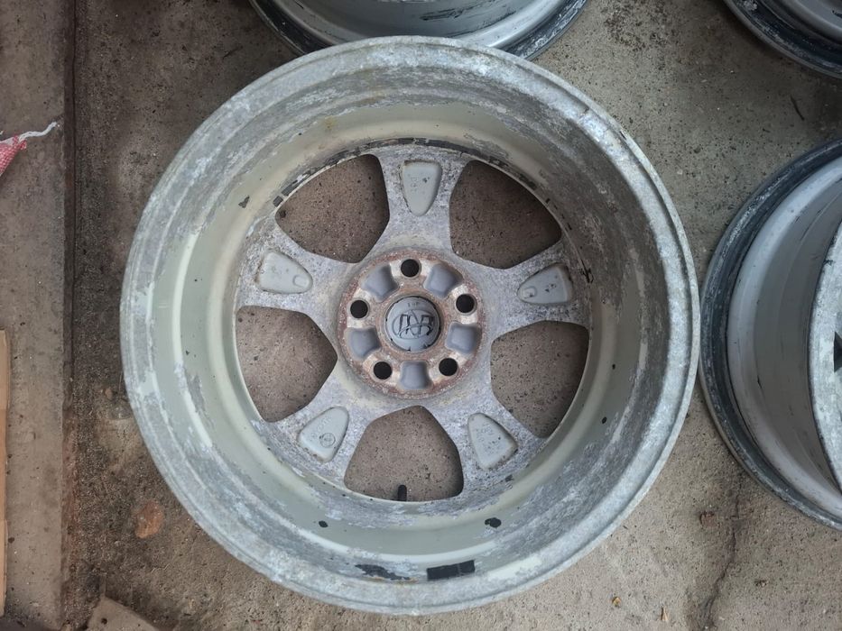 Продам оригинальные диски R16 TOYOTA COROLLA