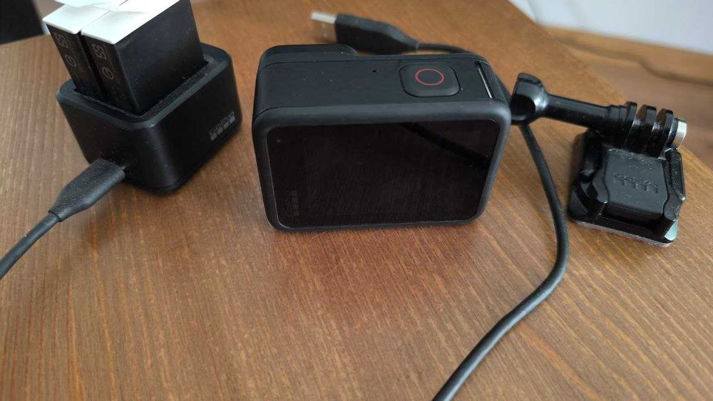 GoPro HERO10 Black + 2 резервни батерии