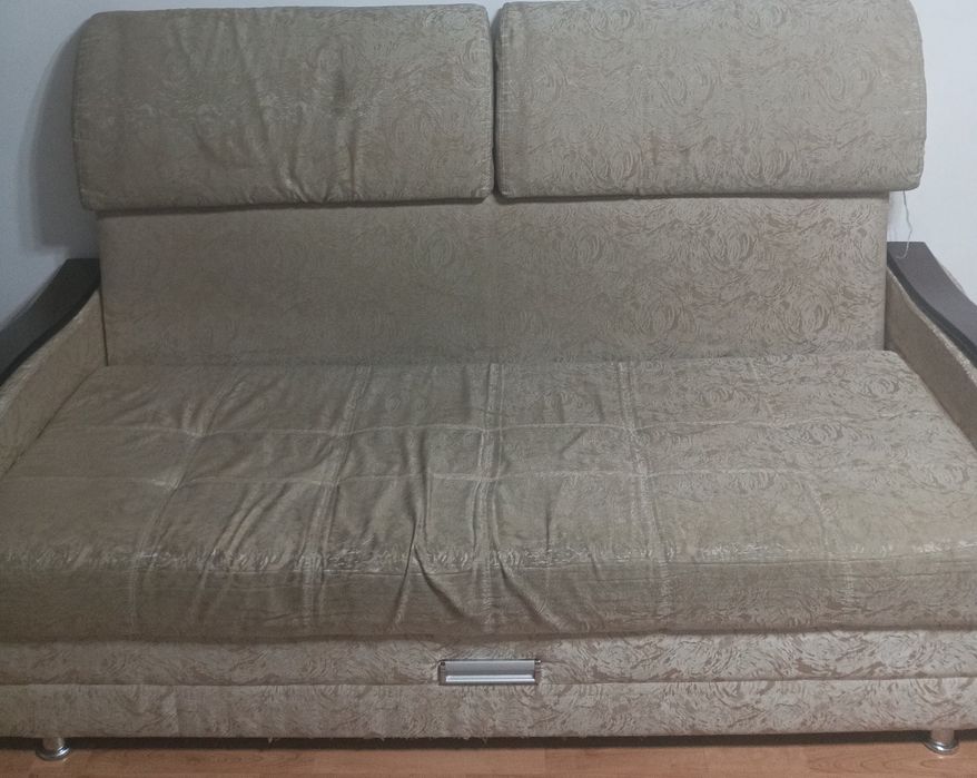 Продаю диван б/у