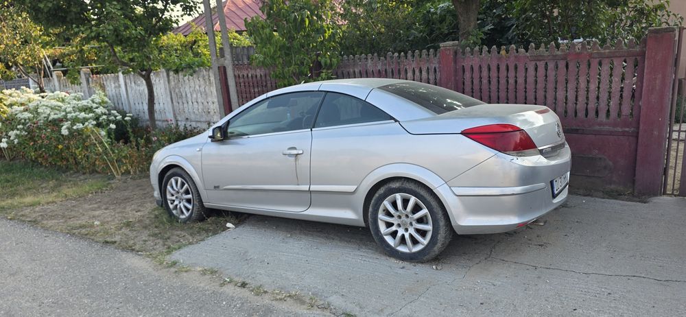 Vând opel astra h