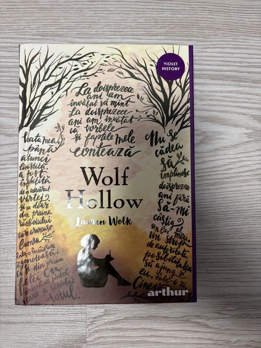 Carte noua “Wolf Hollow”