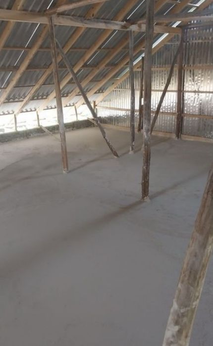 Tom yopish xizmati. Pena Lomboz. Arzon va kelishilgan narxlarda.