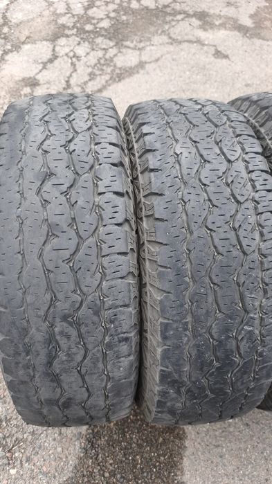 Продам Шины 205/70R15