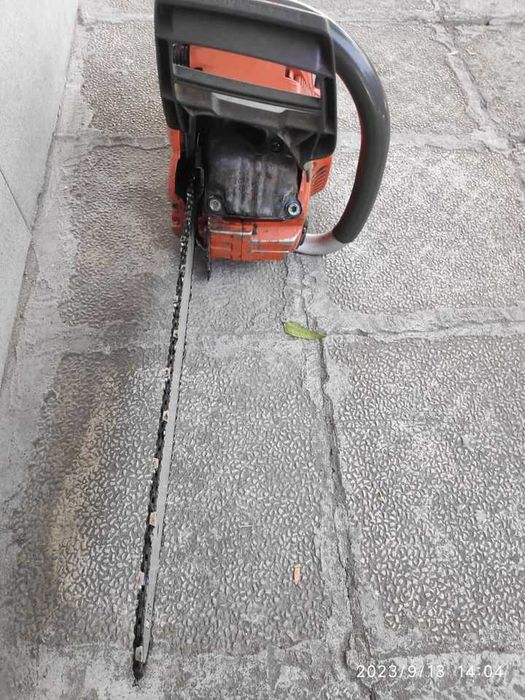 Бензинов верижен трион / моторна резачка Husqvarna 555