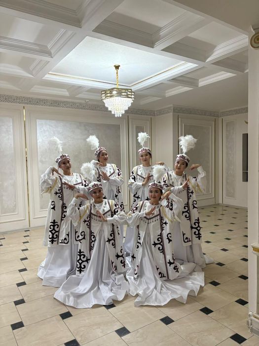 Танцевальный костюм